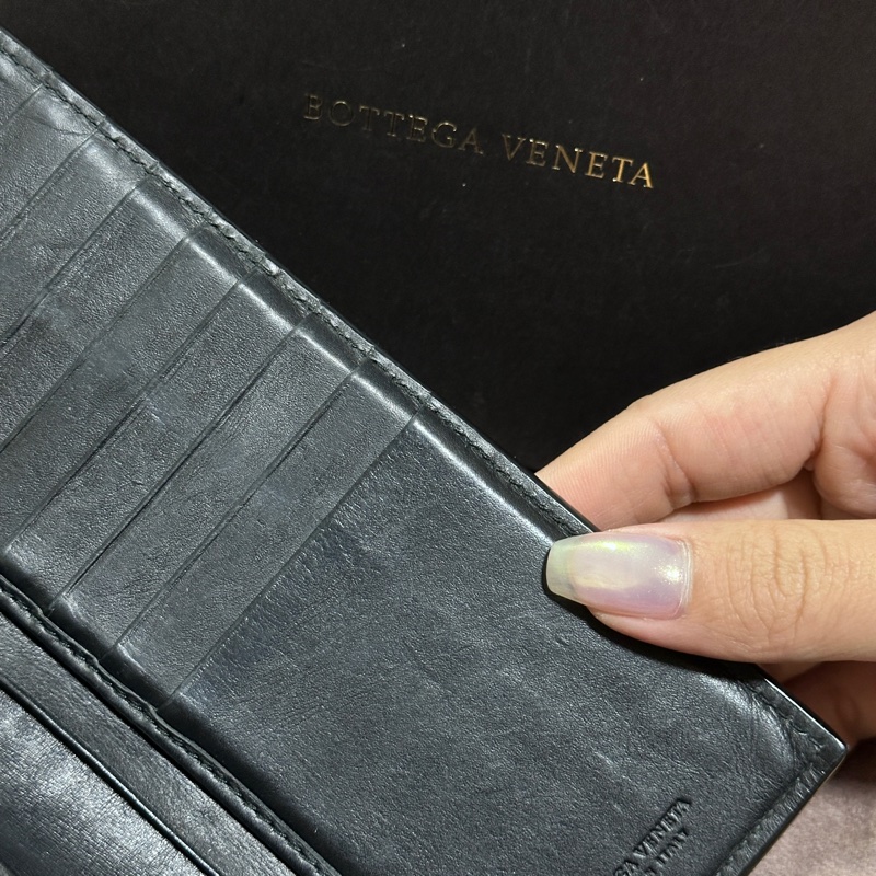 【9成新・全套配件】BV 經典墨黑編織小羊皮極簡長夾(剛完成頂級保養)-11