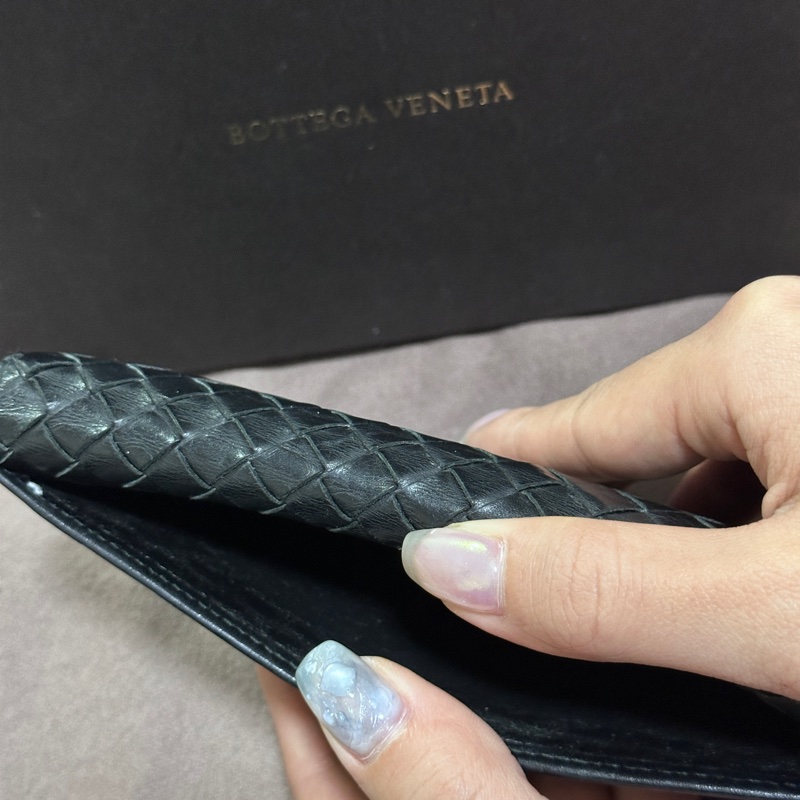 【9成新・全套配件】BV 經典墨黑編織小羊皮極簡長夾(剛完成頂級保養)-14