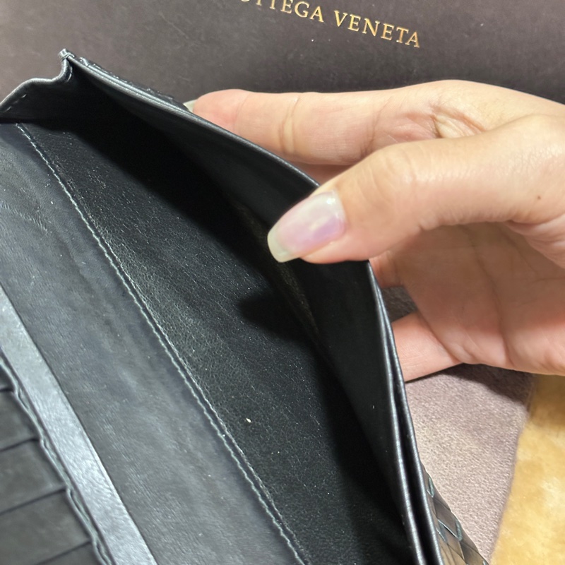 【9成新・全套配件】BV 經典墨黑編織小羊皮極簡長夾(剛完成頂級保養)-18
