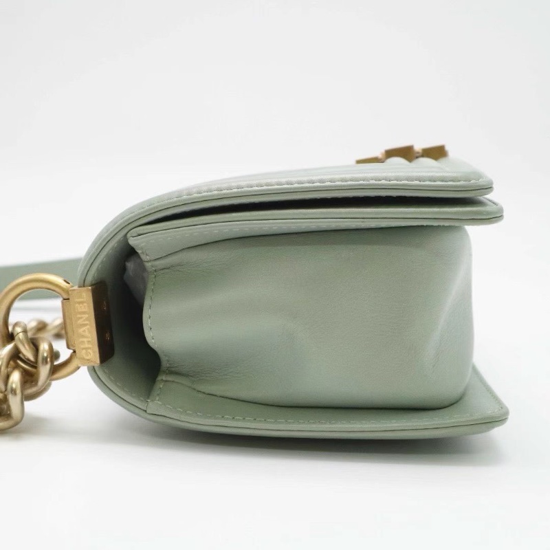 CHANEL 小號 BOY 鏈條包 超美薄荷綠氣泡綠 V紋小牛皮20*12*6.5 9新配件塵袋-8