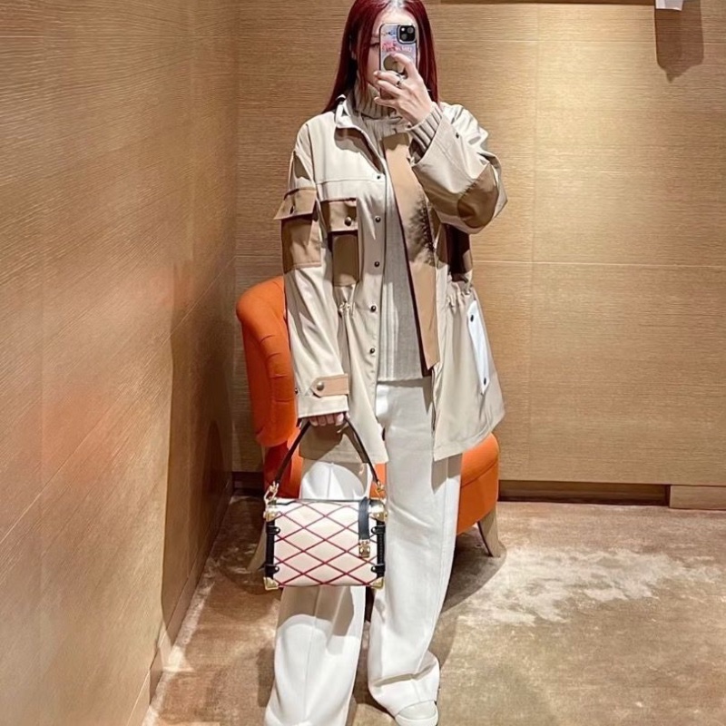 LV trunk side紅條紋谷愛凌 軟盒子手提肩背包24*16*8.5 9新配件塵袋-0