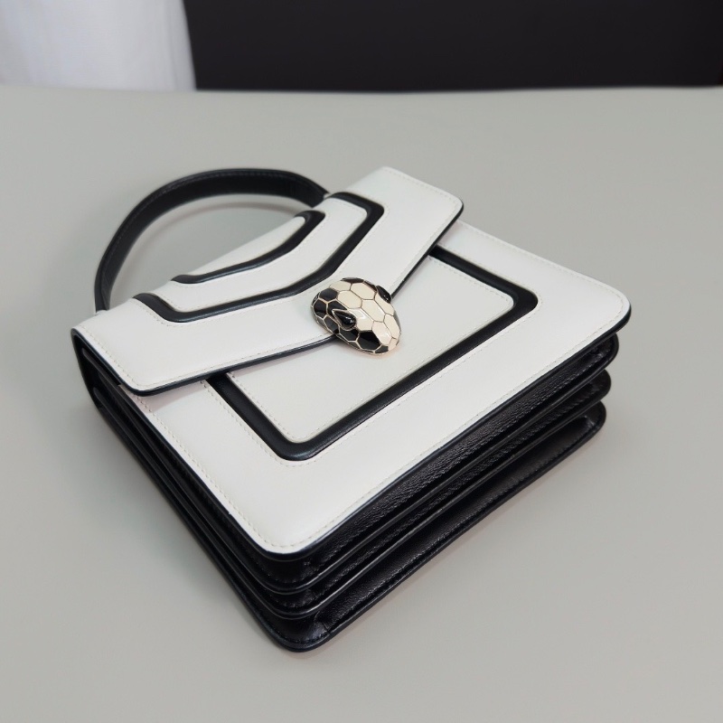 BVLGARI 黑白拼色蛇頭 手提斜背風琴包18.5*16*10 98新配件塵袋 雨衣 鏡子-4