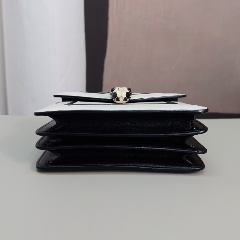 BVLGARI 黑白拼色蛇頭 手提斜背風琴包18.5*16*10 98新配件塵袋 雨衣 鏡子-5