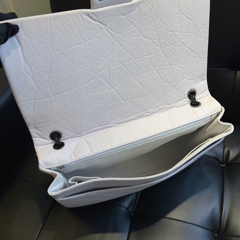 Chanel 菱格紋2.55 白色牛皮 soblackMaxi大號36*28*8  98新配件塵袋-2