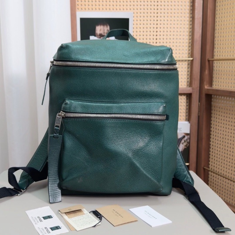 BURBERRY 深綠色全皮帆布後背包30*35*10.5 9新配件吊牌 卡冊-1