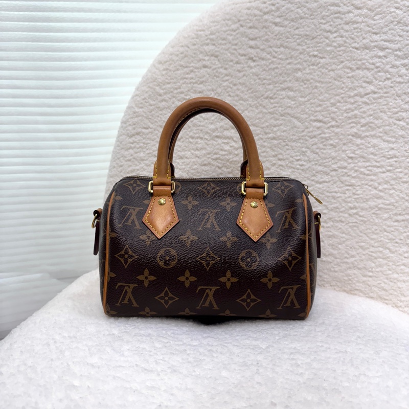 Louis Vuitton LV老花Monogram帆布 Speedy Bandouliere 20波士頓包 手提斜背包-3