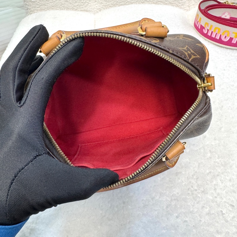 Louis Vuitton LV老花Monogram帆布 Speedy Bandouliere 20波士頓包 手提斜背包-7