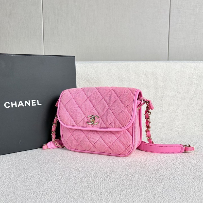 Chanel牛仔郵差包螢光粉色 金扣 22*18*7 98新保卡 塵袋 說明書 購證盒子-3