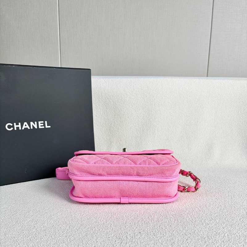 Chanel牛仔郵差包螢光粉色 金扣 22*18*7 98新保卡 塵袋 說明書 購證盒子-4