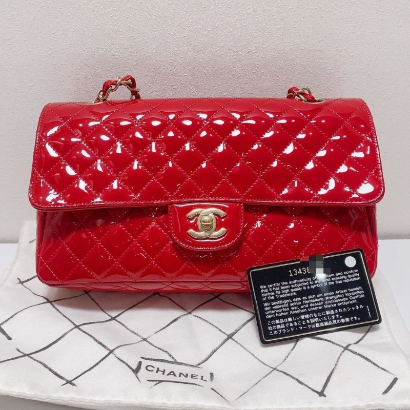 chanel 中號紅色漆皮cf限定鏈條包 25*15*6 9新配件塵袋保卡-1