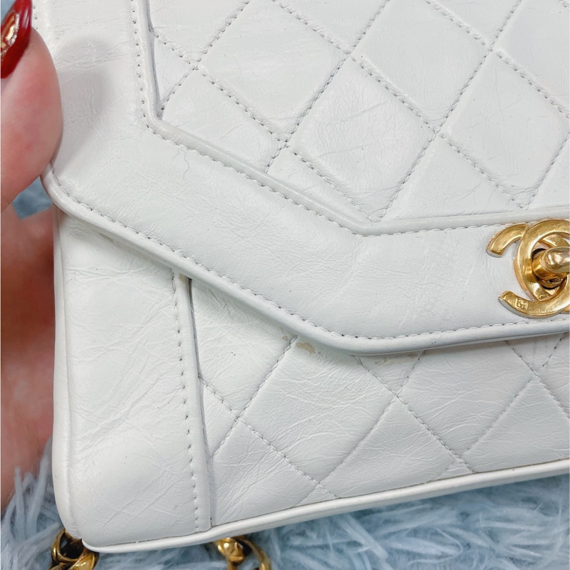 Chanel Vintage Classic White  Diana Bag 白色金扣香奈兒-6