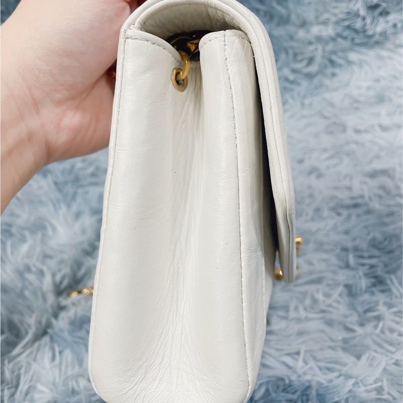 Chanel Vintage Classic White  Diana Bag 白色金扣香奈兒-9