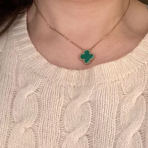 VCA 孔雀石 綠中花 項鍊 9新配件盒子保卡