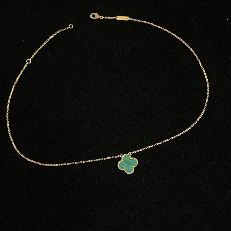 VCA 孔雀石 綠中花 項鍊 9新配件盒子保卡-5