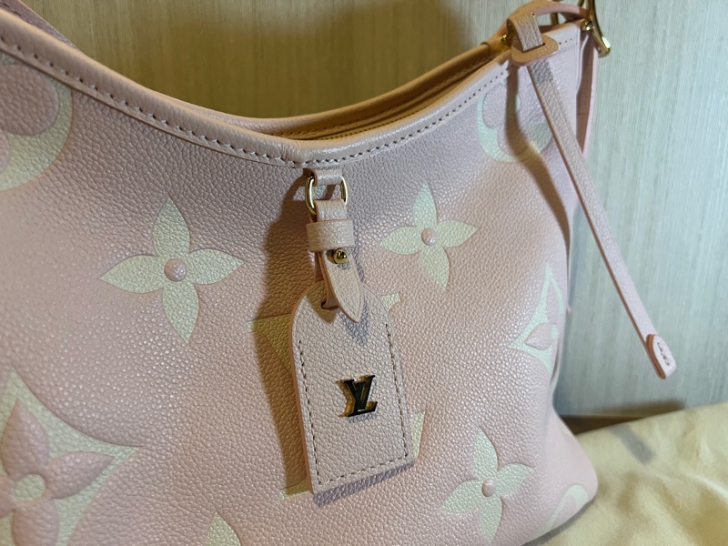 LV CarryAll PM Monogram Empreinte 粉色 壓紋牛皮-2