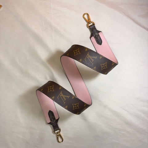 ‼️全台最甜近新美品 LV新款寬背帶/ 肩帶 LouisVuitton 路易威登 雙面用