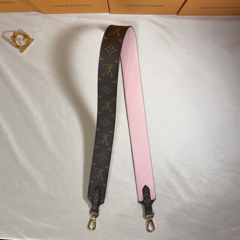 ‼️全台最甜近新美品 LV新款寬背帶/ 肩帶 LouisVuitton 路易威登 雙面用-2