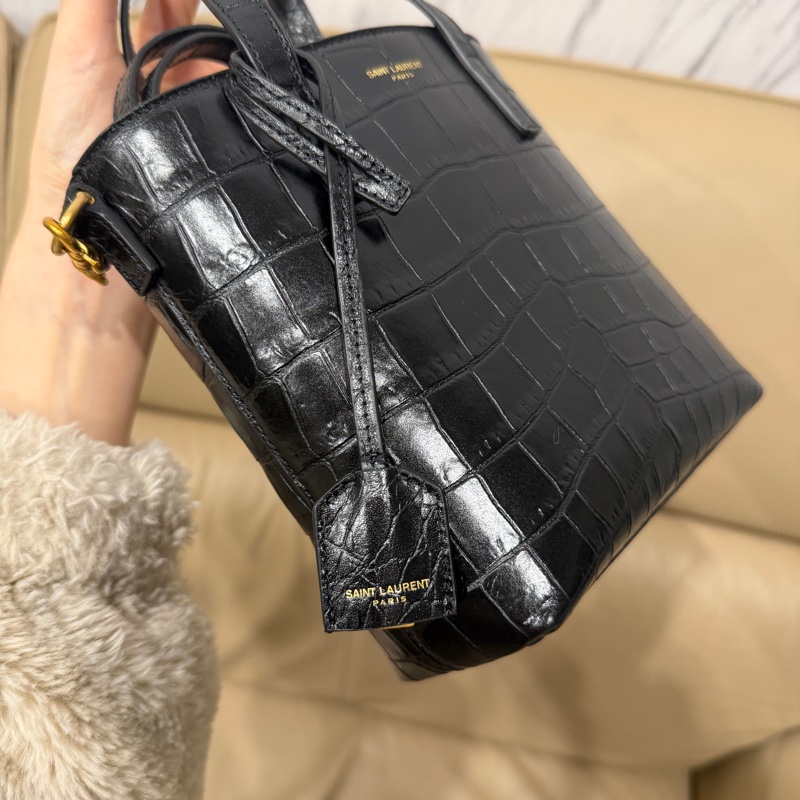 全新全配🈶購證❤️ ysl #黑金 #鱷魚壓紋 #琴譜包 mini #托特-5