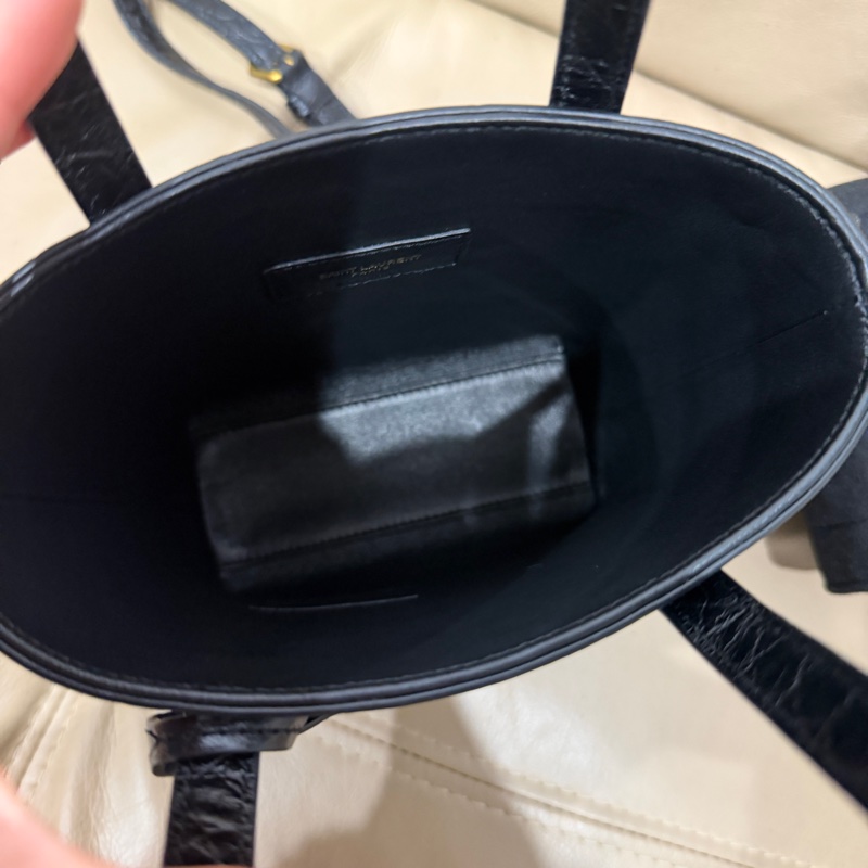 全新全配🈶購證❤️ ysl #黑金 #鱷魚壓紋 #琴譜包 mini #托特-15