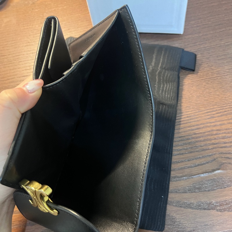 Celine黑色短夾-13