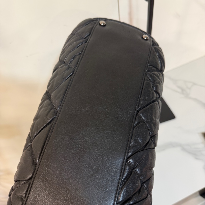 99新🈶保卡❤️香奈兒 #泡芙包 #黑銀 #托特包 #肩背包-15