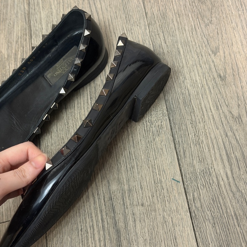 37碼❤️ Valentino #黑色 #卯釘 #平底鞋 #低跟鞋-9