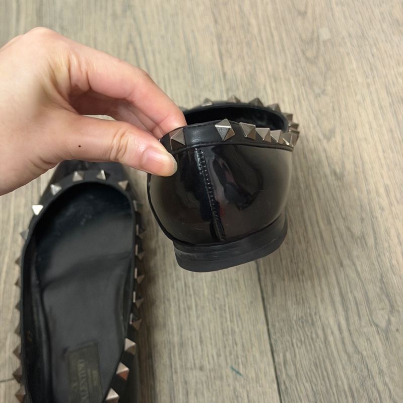 37碼❤️ Valentino #黑色 #卯釘 #平底鞋 #低跟鞋-11