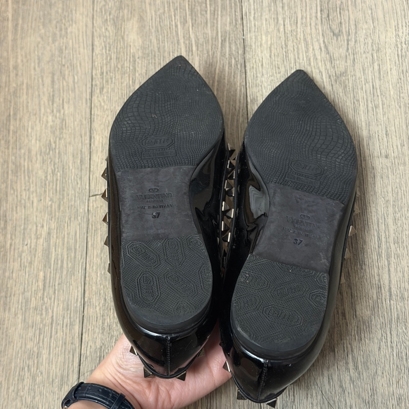 37碼❤️ Valentino #黑色 #卯釘 #平底鞋 #低跟鞋-14