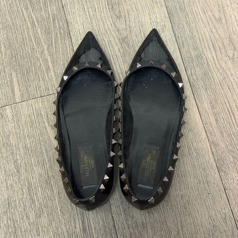 37碼❤️ Valentino #黑色 #卯釘 #平底鞋 #低跟鞋-16