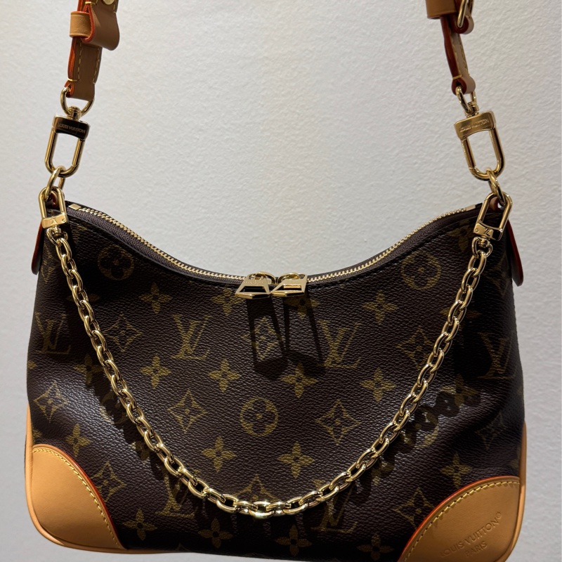 「全新現貨」LV Boulogne PM牛角包 型號：M45832 尺寸：26 x 16 x 9.5-1