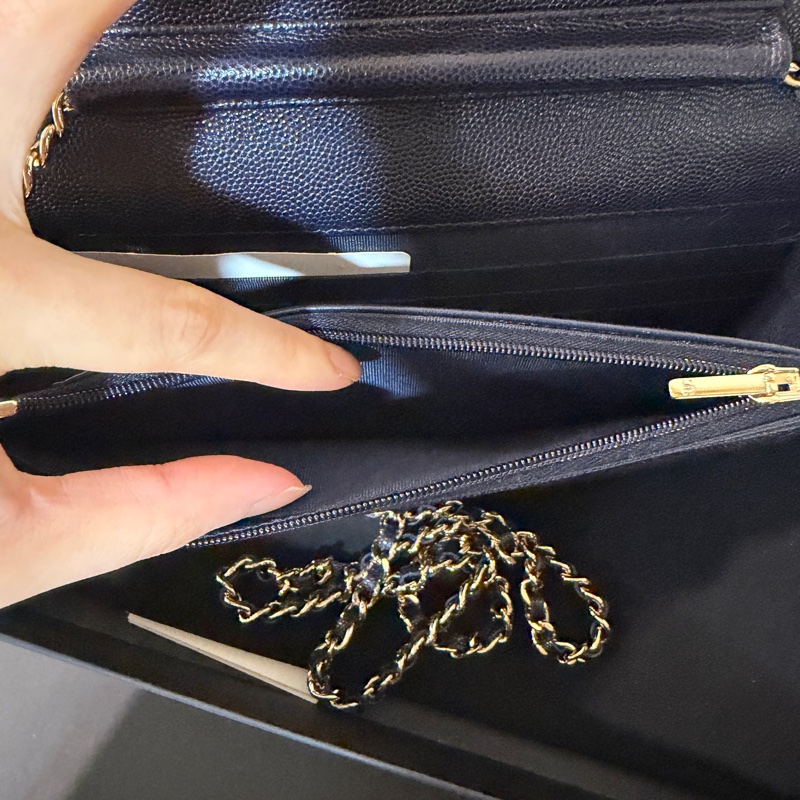 全新全配❤️ 香奈兒 #午夜藍 #荔枝皮 #woc #金釦-8