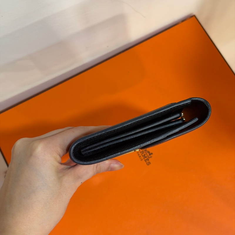 99新🈶購證❤️ 愛馬仕 #黑色 #金釦 #康康 #短夾-1