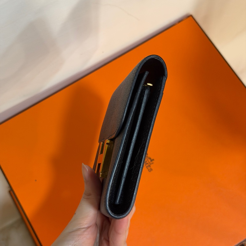 99新🈶購證❤️ 愛馬仕 #黑色 #金釦 #康康 #短夾-2