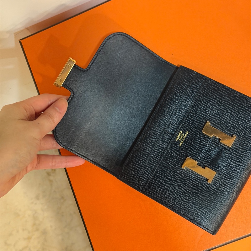 99新🈶購證❤️ 愛馬仕 #黑色 #金釦 #康康 #短夾-8