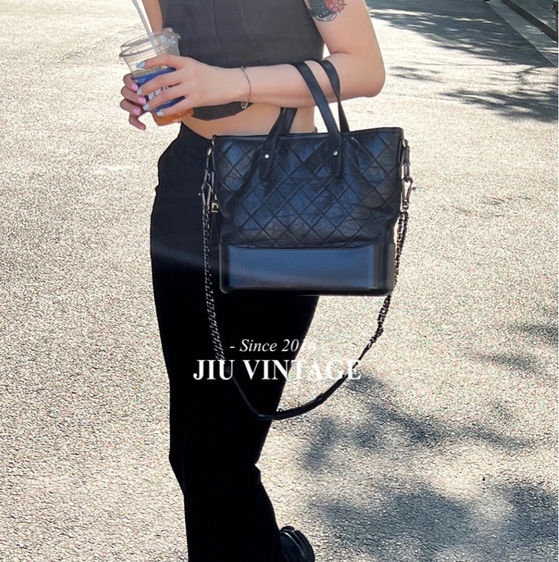 全新全配❤️ 香奈兒 #黑金 #流浪包 #油蠟皮 #托特包-2