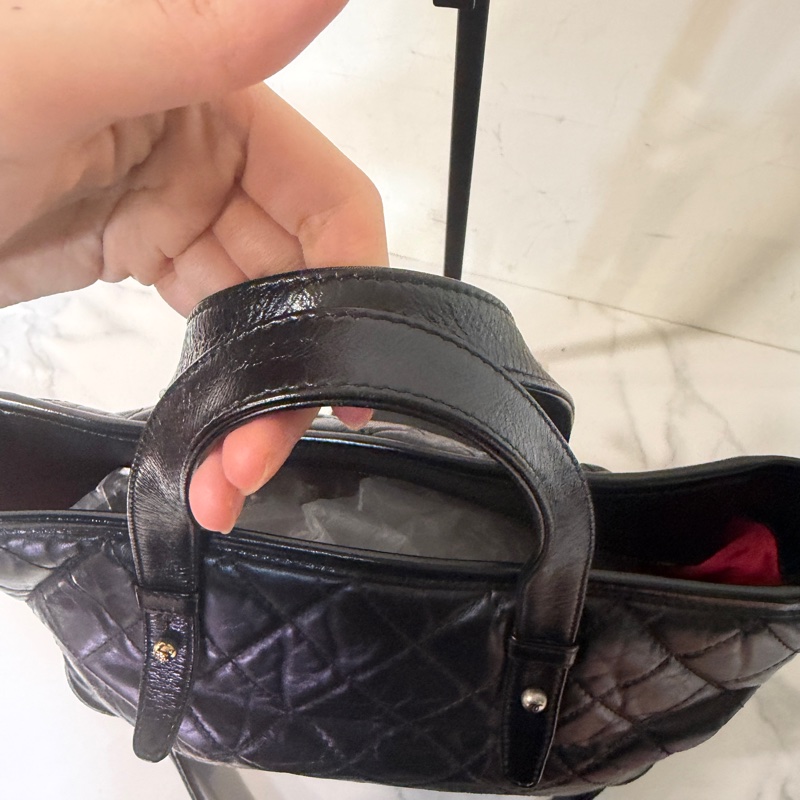 全新全配❤️ 香奈兒 #黑金 #流浪包 #油蠟皮 #托特包-6