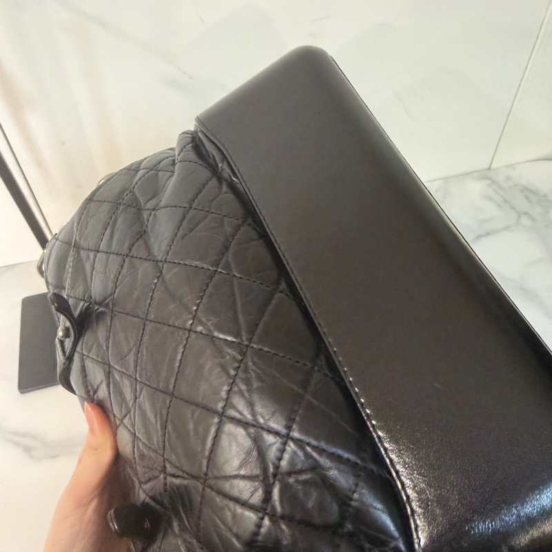 全新全配❤️ 香奈兒 #黑金 #流浪包 #油蠟皮 #托特包-11