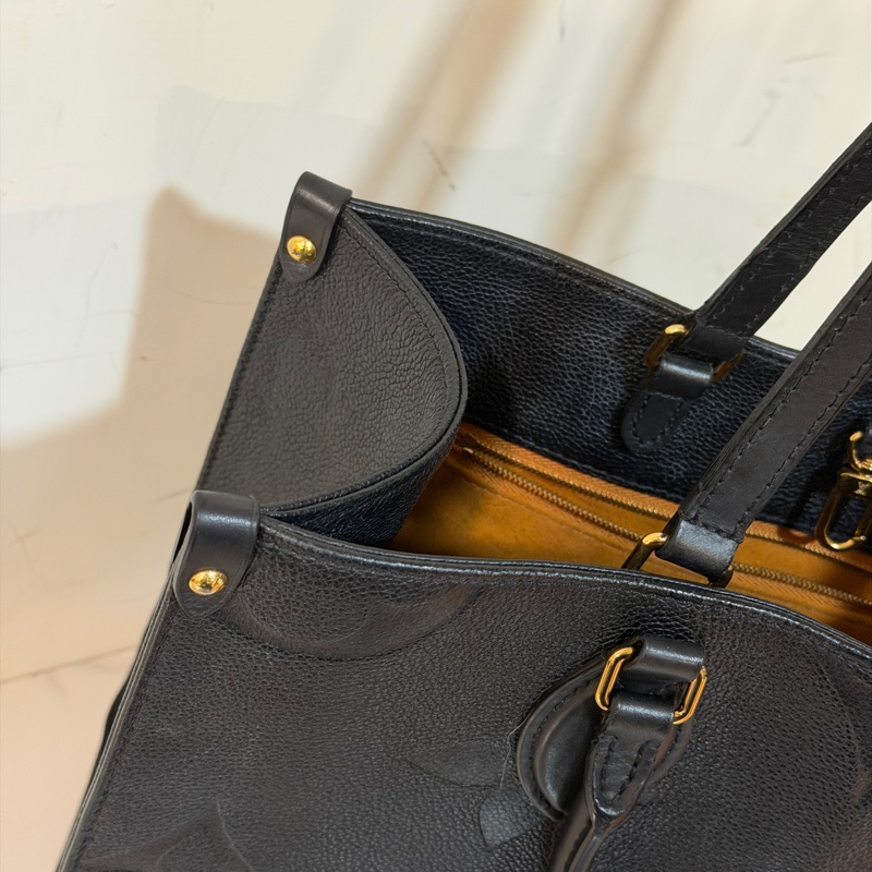 🈶購證❤️ #黑色 #onthego #全皮 #中號-5