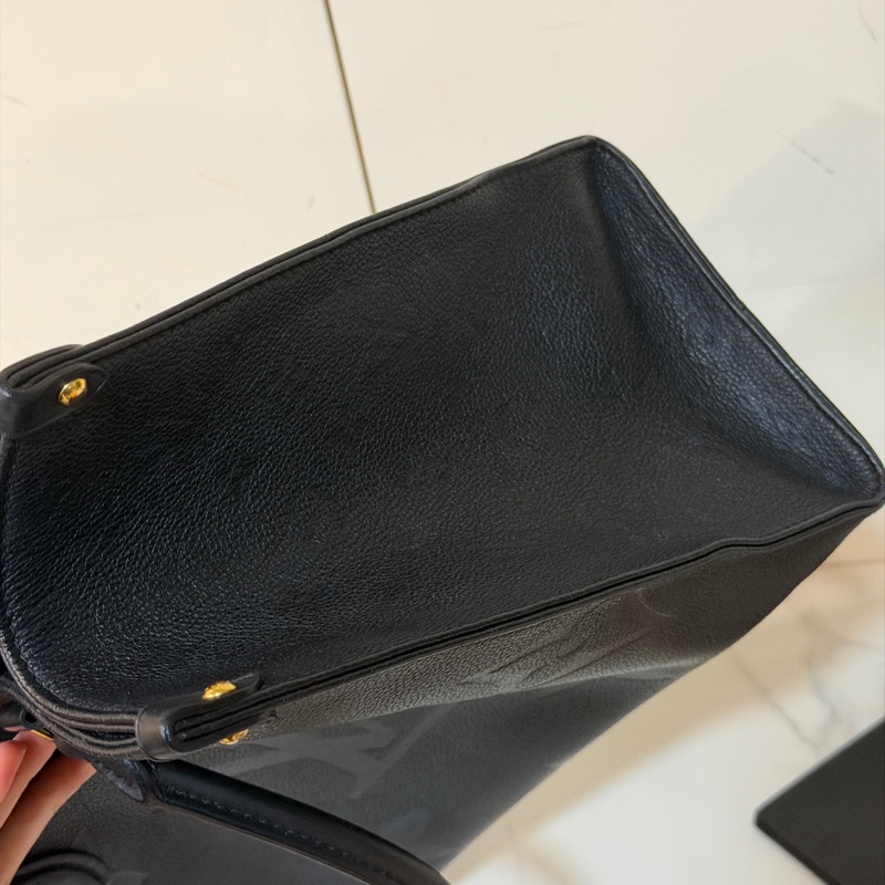 🈶購證❤️ #黑色 #onthego #全皮 #中號-8