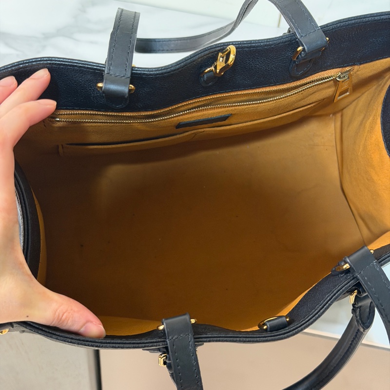 🈶購證❤️ #黑色 #onthego #全皮 #中號-11