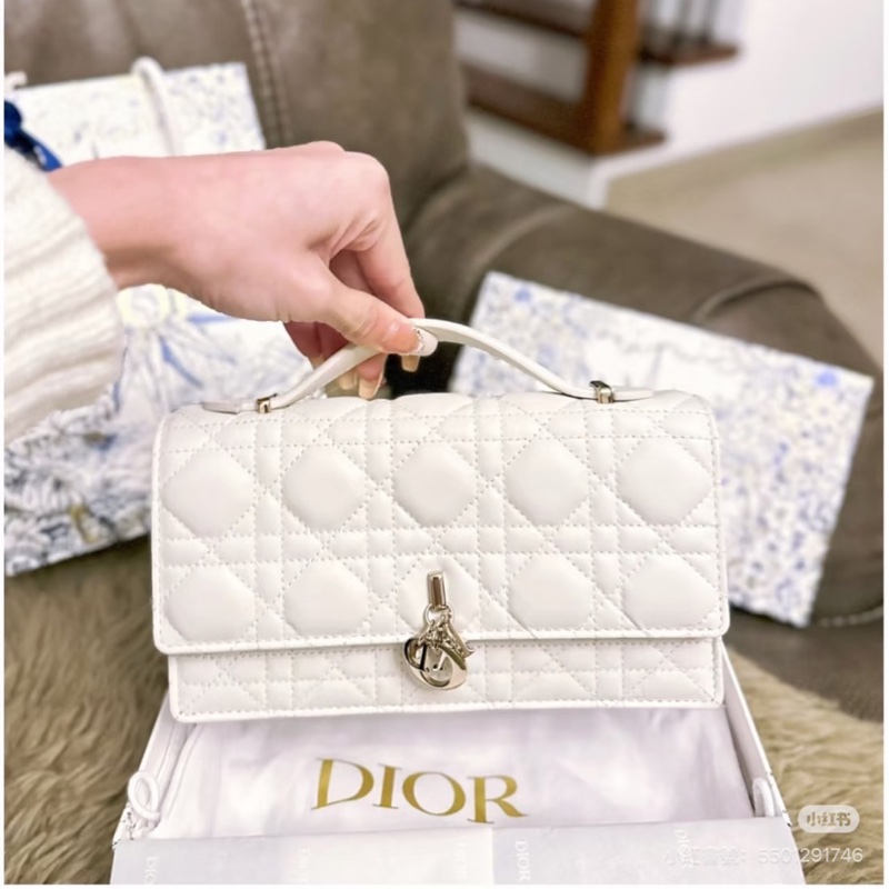 全新全配❤️ #dior #白金 #戴妃系列 #藤格紋 #牛皮 #woc-0