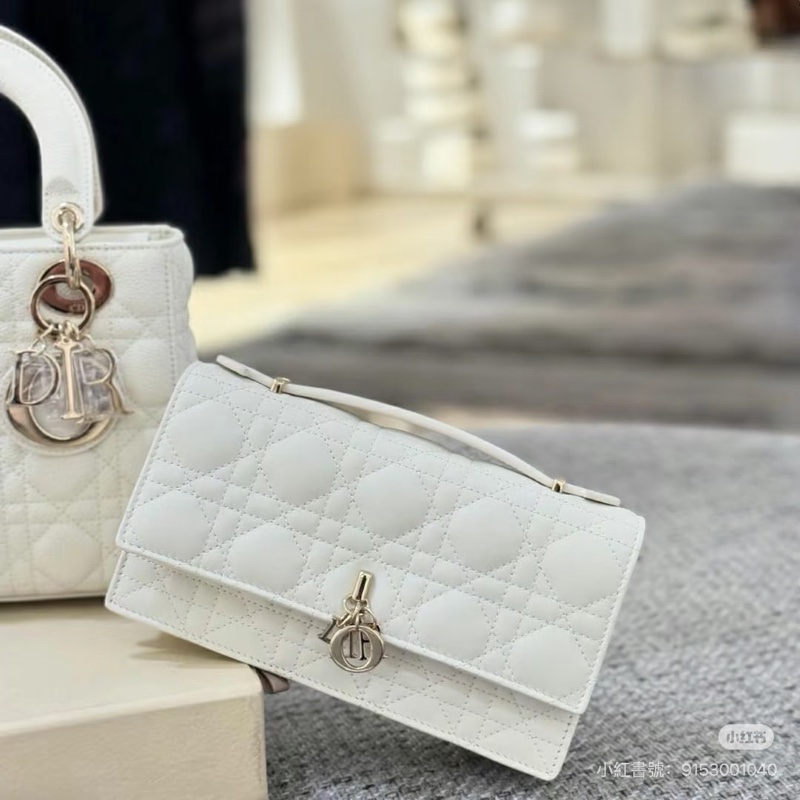 全新全配❤️ #dior #白金 #戴妃系列 #藤格紋 #牛皮 #woc-2