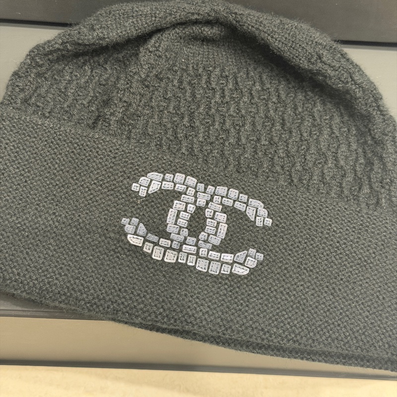 全新🈶購證❤️ 香奈兒 #黑色 #亮片 #毛帽 #冷帽-1