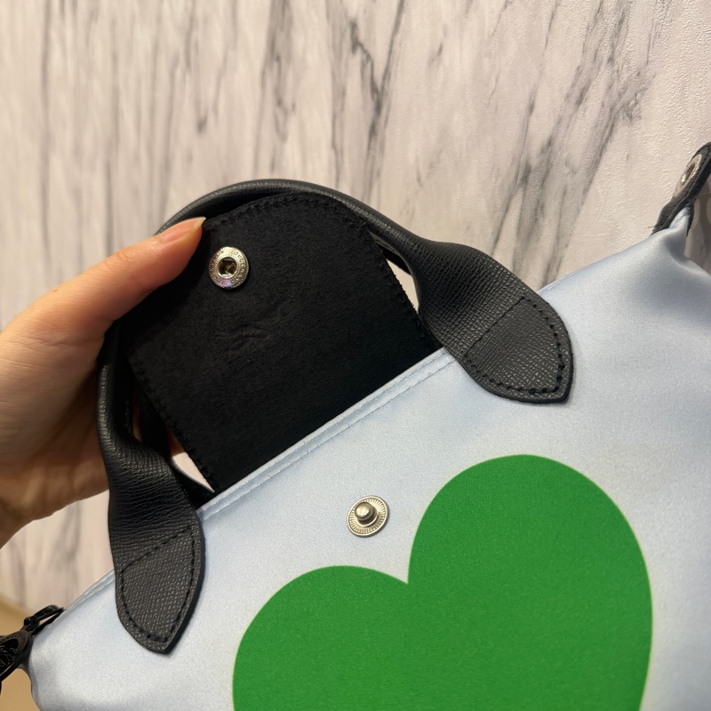 🈶肩帶❤️ longchamp #龍驤 #餃子包 #限量款 #mini-14