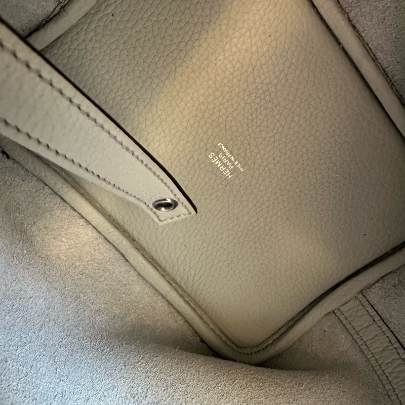 HERMES 愛馬仕 Picotin 18 冰川白 TC皮 金扣 Z-9