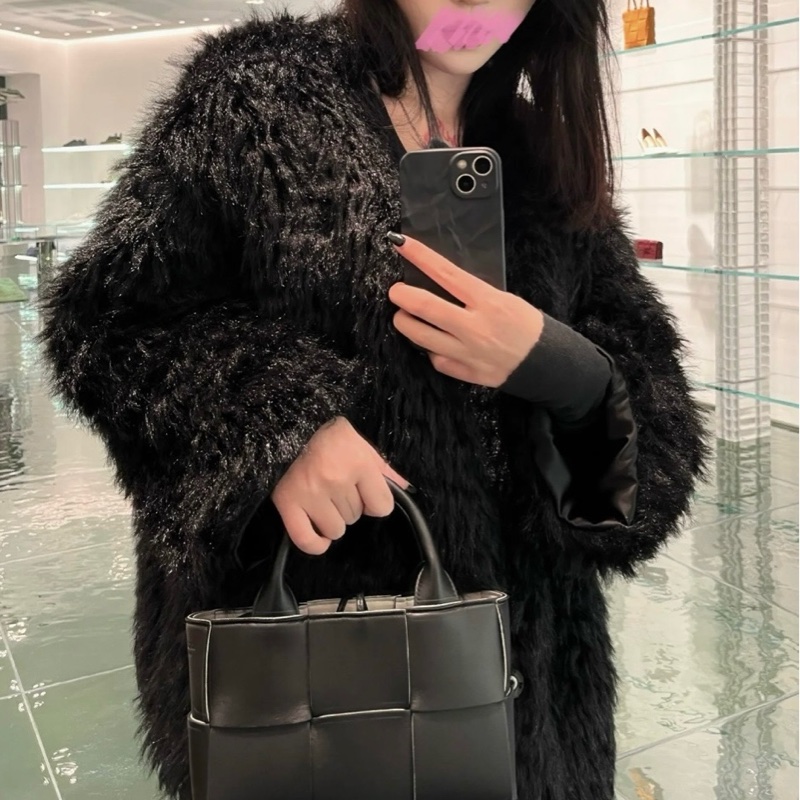 BV葆蝶家 Arco mini tote黑白熊貓新款-3