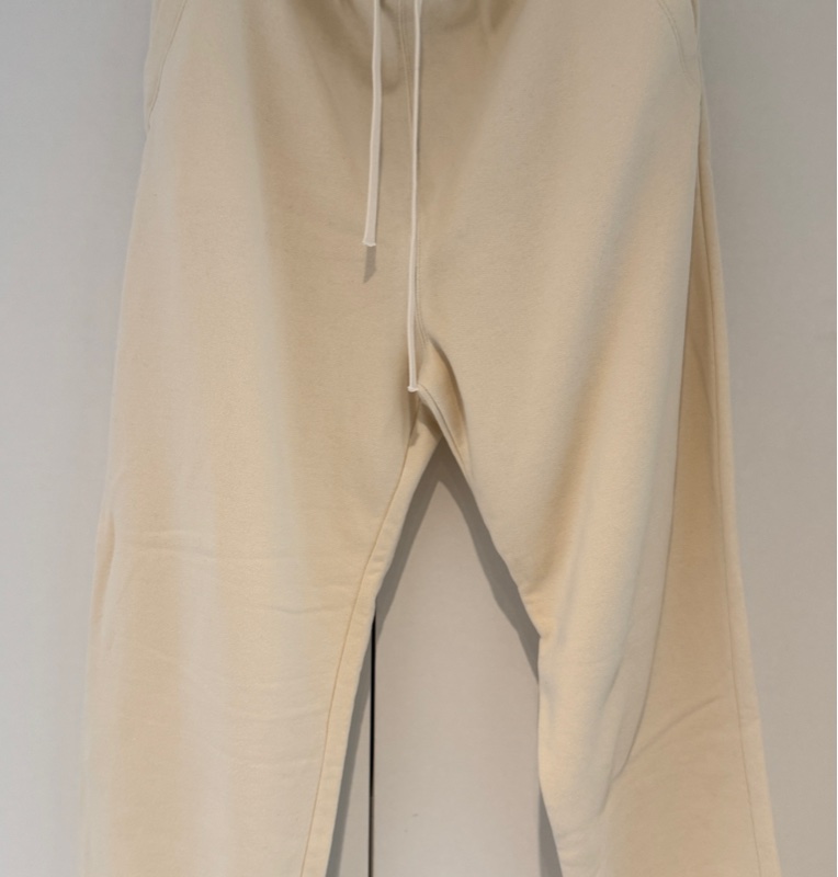 MIU MIU缪缪 纯色抽绳系带束脚 针织运动裤 女款 象牙白色-1