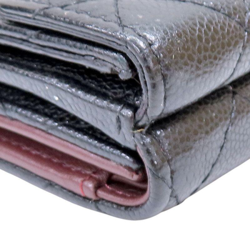 黑色 牛皮 菱格紋 荔枝紋 扣式短夾 金扣【CHANEL 香奈兒】 AP0230-11