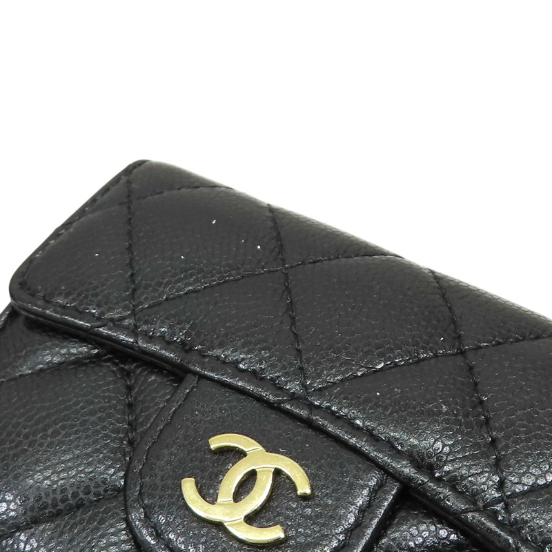 黑色 牛皮 菱格紋 荔枝紋 扣式短夾 金扣【CHANEL 香奈兒】 AP0230-13