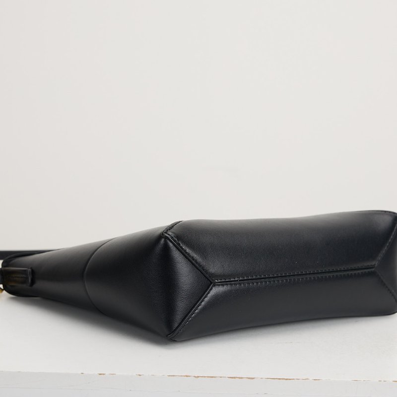 二手Loewe Puzzle fold pouch黑色-5